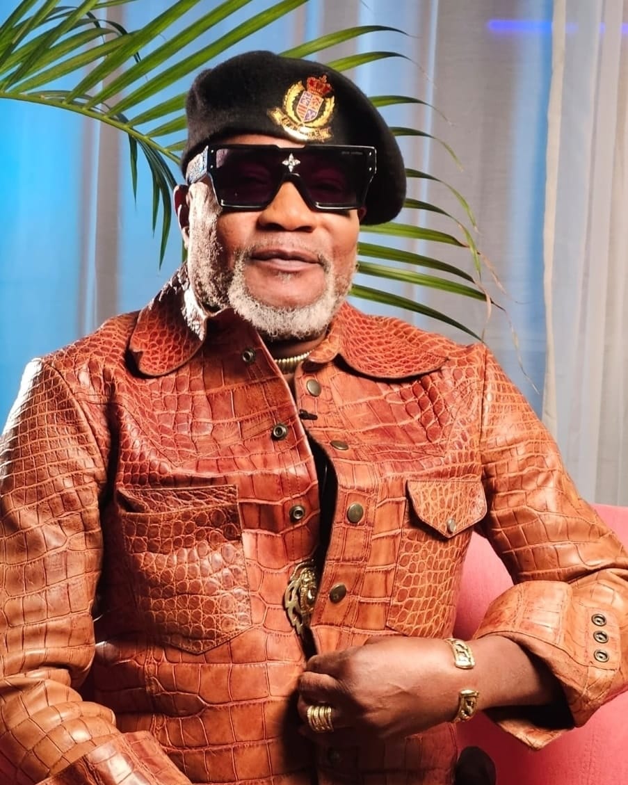Koffi Olomide ft. Cindy Le Coeur - Sieta Mp3 Download